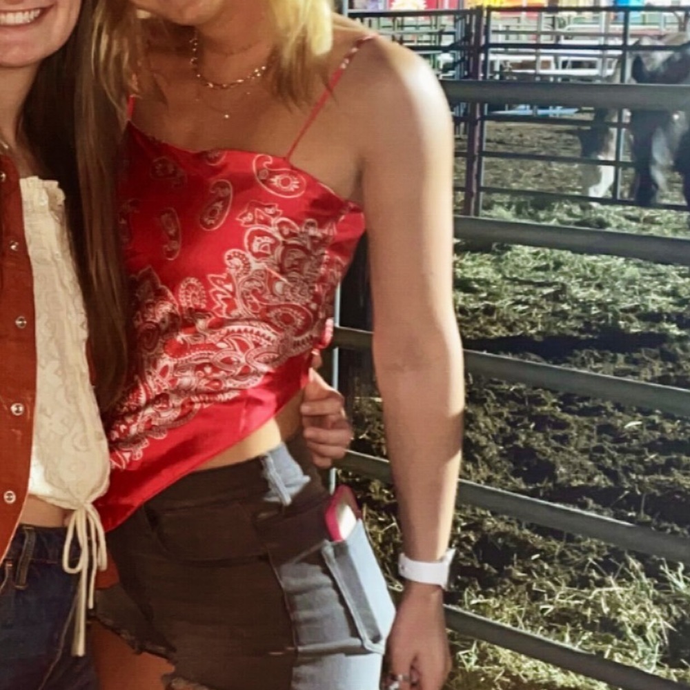 Bandana tie top with adjustable straps